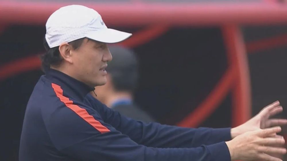 女生趴开裙子让男生c